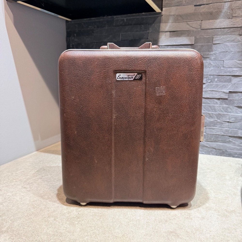 Vintage Executair 707 Portable Travel Bar Case Cocktail Set 6 Cups Mid Century - Picture 2 of 10